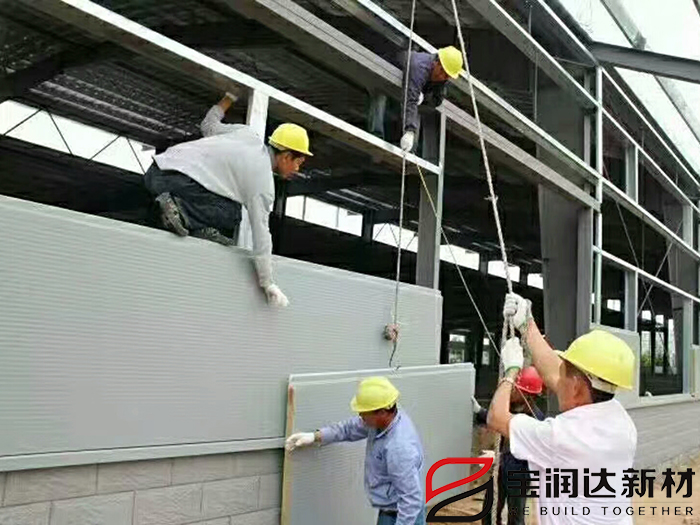 為什么鋼結構建筑都選擇“聚氨酯夾芯板”？